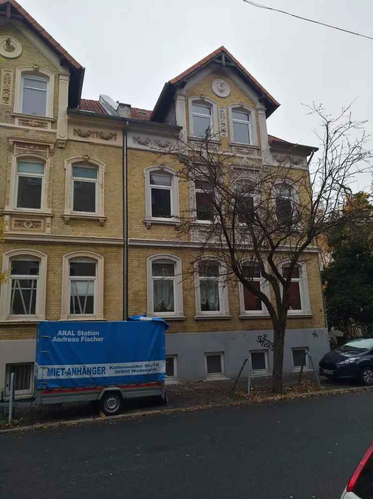 4 Zimmerwohnung, mit Balkon und Gartenanteil, Oststadt