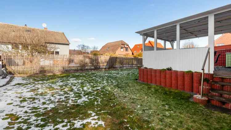 Kaufen Einfamilienhaus in idealer Lage mit Garten und Einliegerwohnung