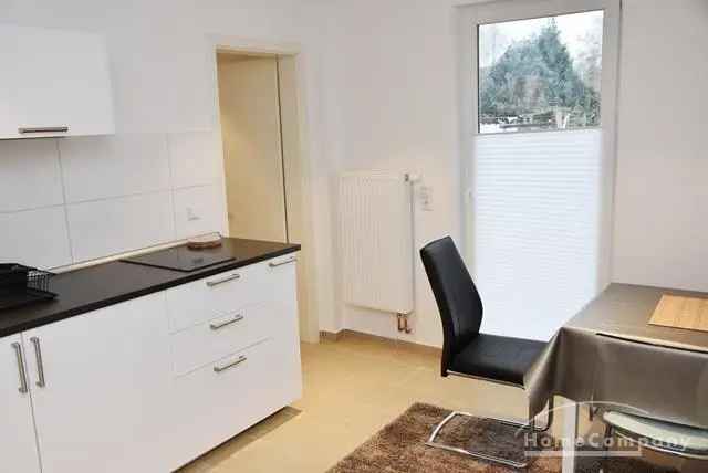 Ricklingen, Modern möbliertes Apartment mit Internet und Terrasse