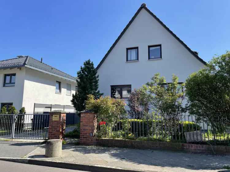 5 6 Zimmer Einfamilienhaus mit Einliegerwohnung Berlin