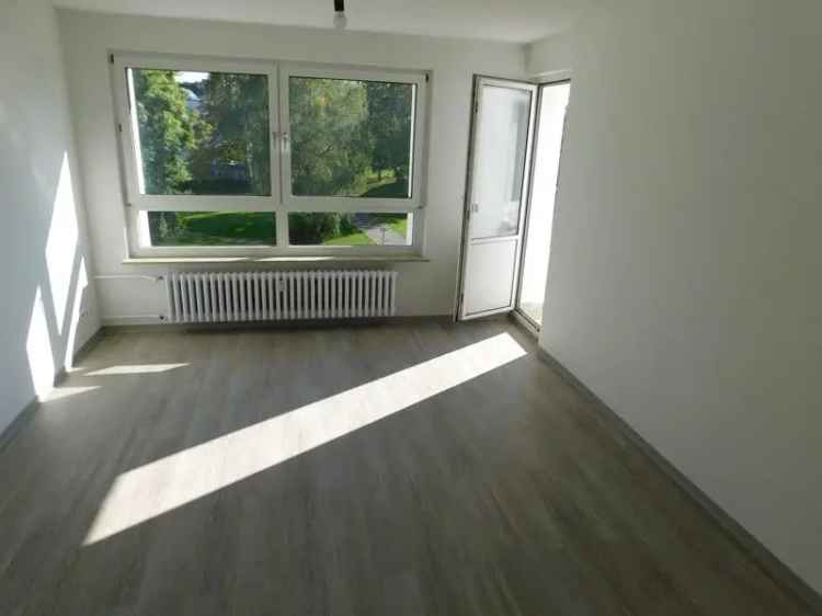 Wohnung mit Balkon f".r Paare - Sofort bezugsfrei