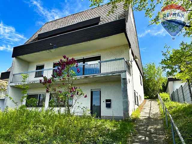 DHH in Runkel-Steeden mit Einliegerwohnung und schöner Aussicht