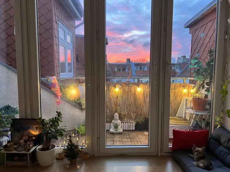 3 Zimmer Wohnung Friedrichshain DG mit Terrasse und Fernsehturm Blick