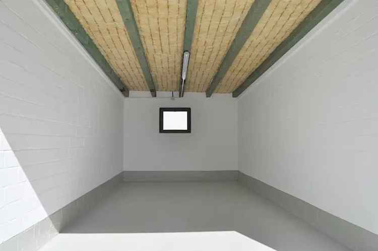 Modernisierte, lichtdurchflutete Wohnung in ruhiger Lage mit Garten, XXL-Terrasse & Einzelgarage