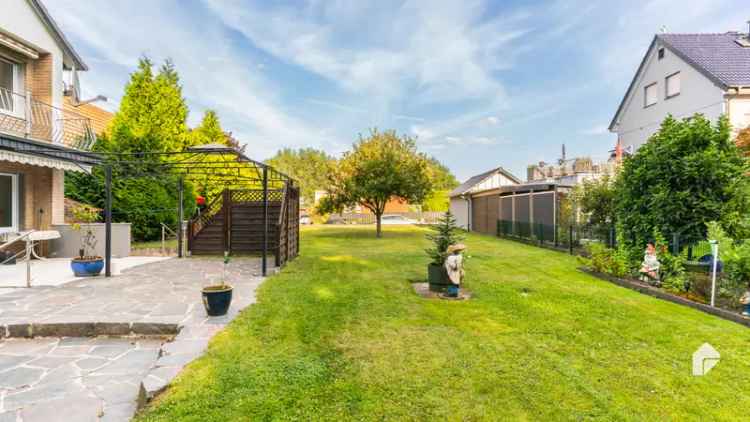 Frühstück in der Sonne: EFH mit 6 Zimmern, Garten, Terrasse und Balkon in ruhiger Lage in Welver