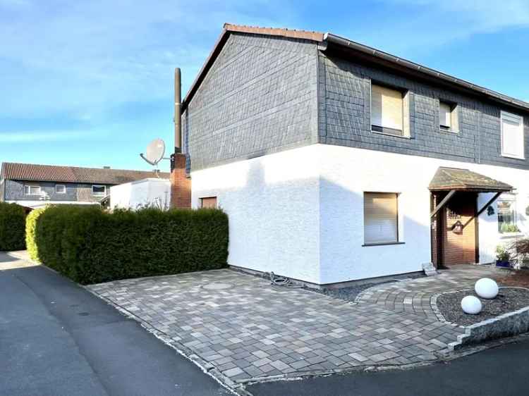 Familienfreundliches Reihenendhaus mit Garten und Garage