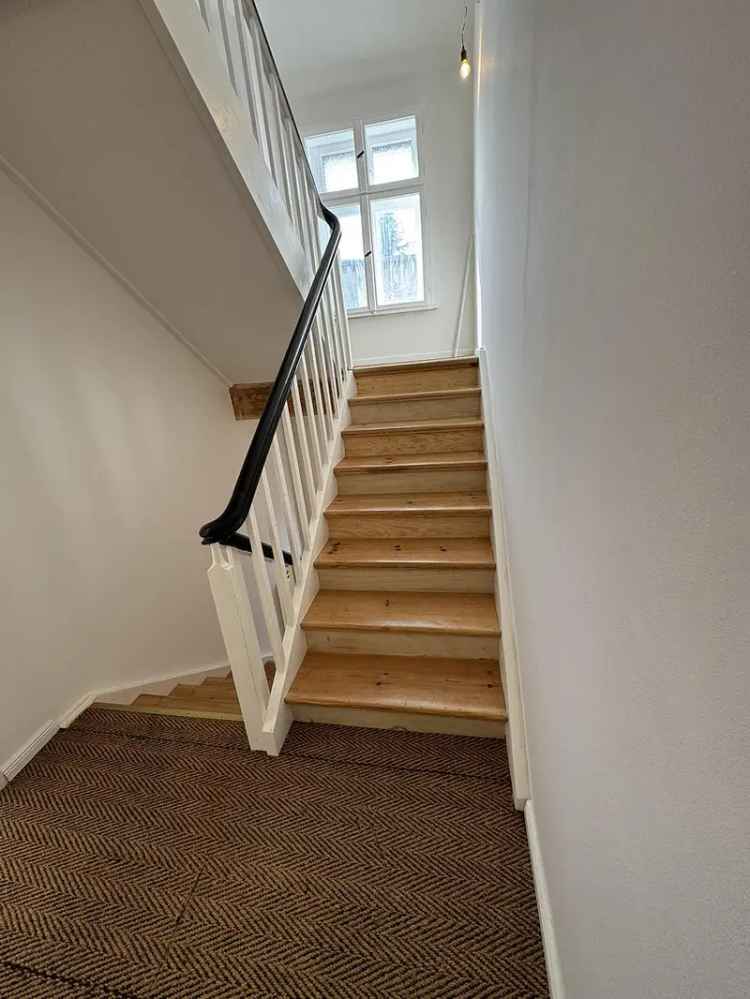 Direkte Wasserlage - 4 Zimmer - ein Traum für die ganze Familie