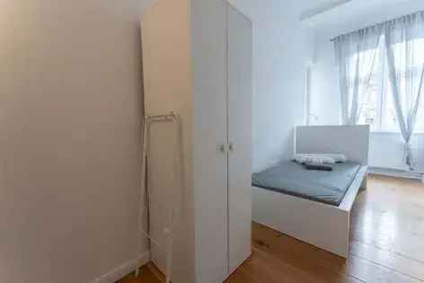 WG-Zimmer (32.91 m²) zur Miete in Berlin (Biebricher Straße 13, 12053 Berlin, Germany) - immosurf.de