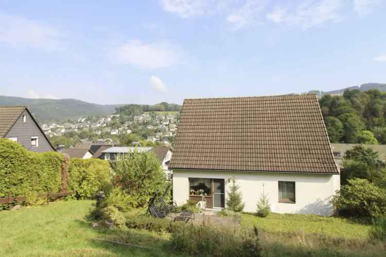 Haus in Niedersfeld/Winterberg am Hillebachsee mit 2 Wohneinheiten