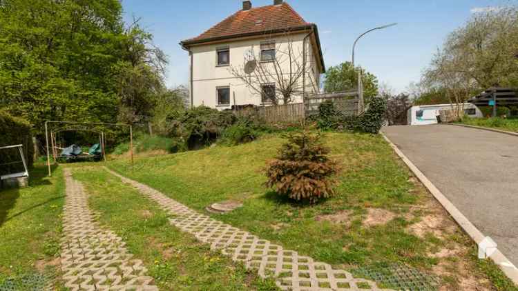 Attraktives Einfamilienhaus mit 6 Zimmern in ruhiger Lage von Tambach