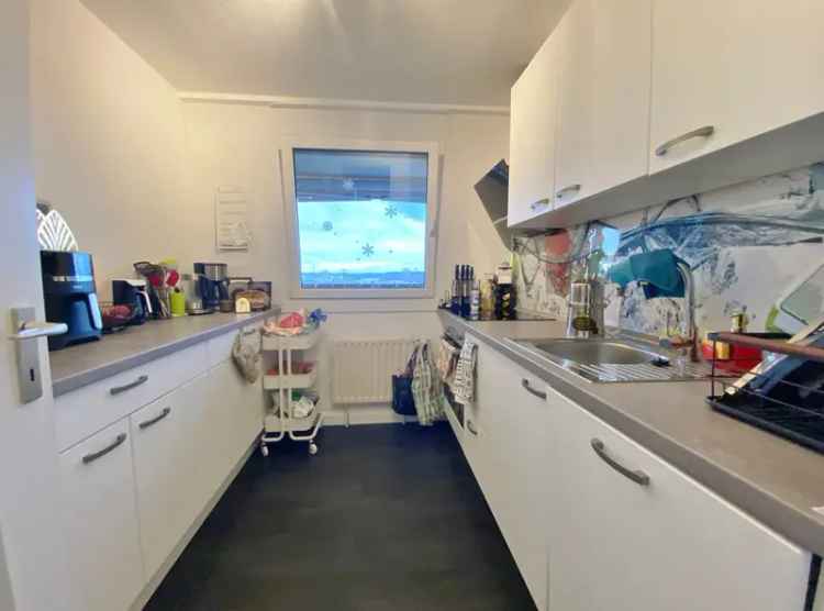 2 Zimmer Wohnung mit Balkon Top gepflegt