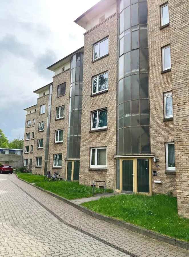 Kapitalanleger aufgepasst! Renovierte 2-Zimmerwohnung mit Balkon