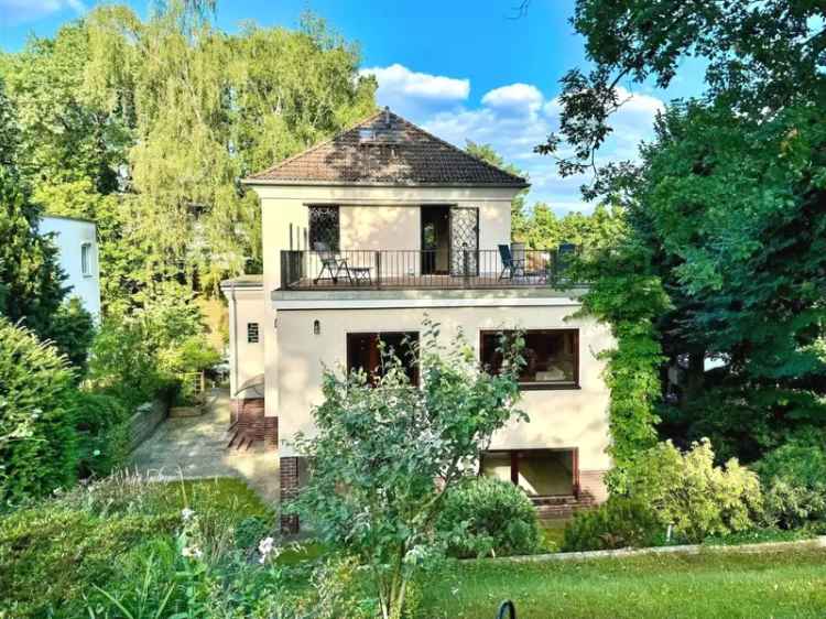 Bereit, dein Herz zu erobern! Bezugsfreie Villa in Frohnau!