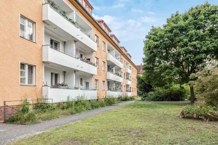 3-Zimmer-Wohnung in Berlin-Reinickendorf mit Gemeinschaftsgarten