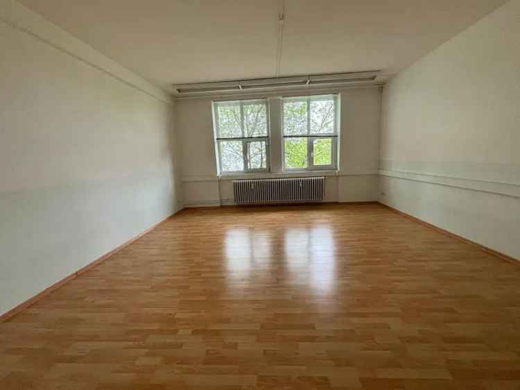 Dienstleistungs- Büro/ Praxis- und Gewerbe Räume ab 34m2
