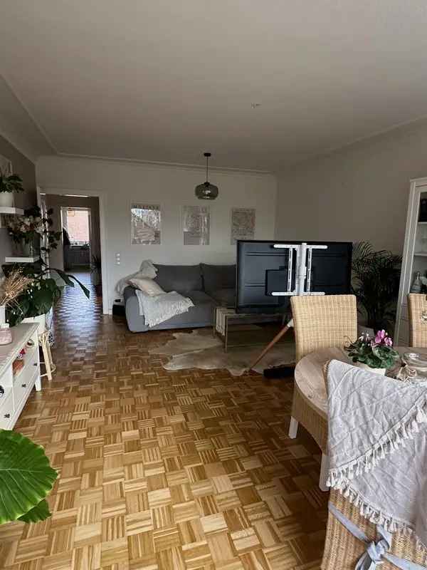 3-Zimmer Wohnung Ohlsdorf ruhige Lage Balkon Einbauk"}u00fcche Keller