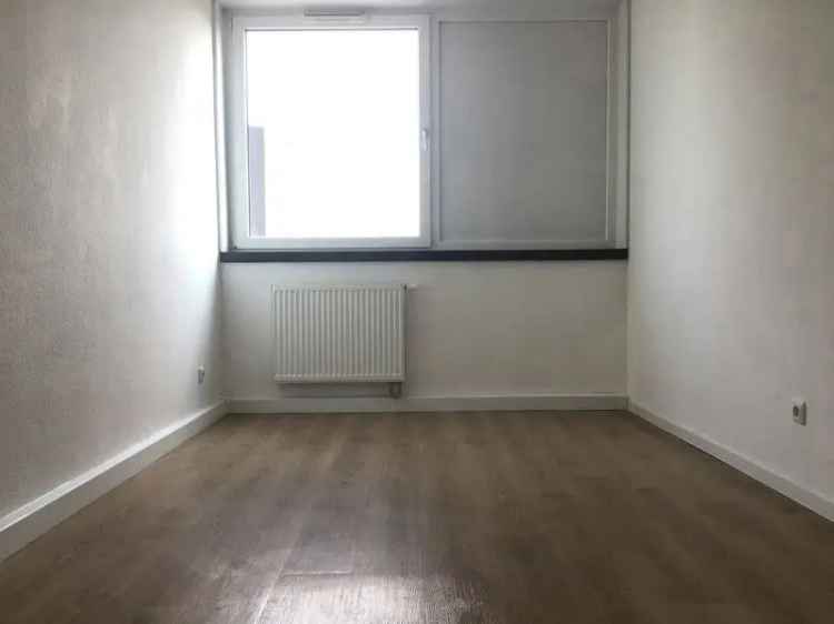 Großzügige 3-Zimmer-Wohnung mit tollem Balkon!