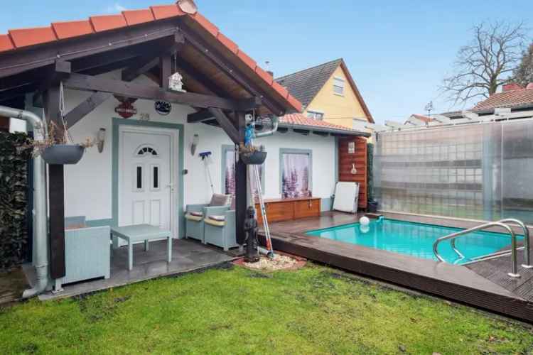 Provisionsfrei Haus mit Garten Pool und cleverem Schnitt