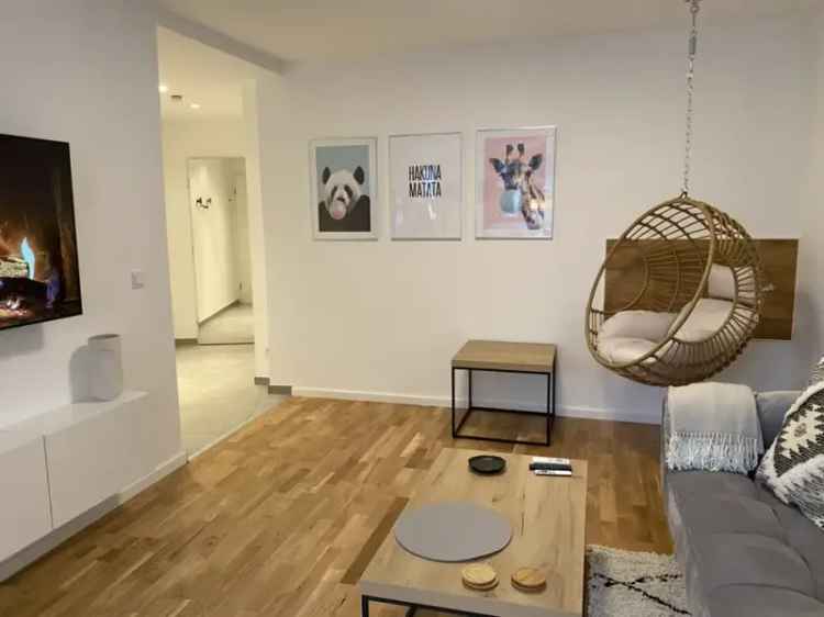 Wohlfühloase im Kölner-Süden! Neuwertige möblierte 2-Zimmerwohnung.