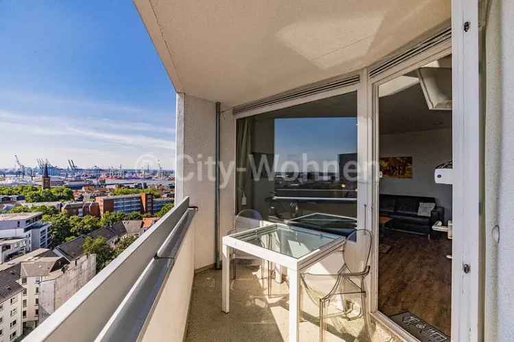 2-Zimmer-Wohnung mit Elbe-Blick in Hamburg-St. Pauli