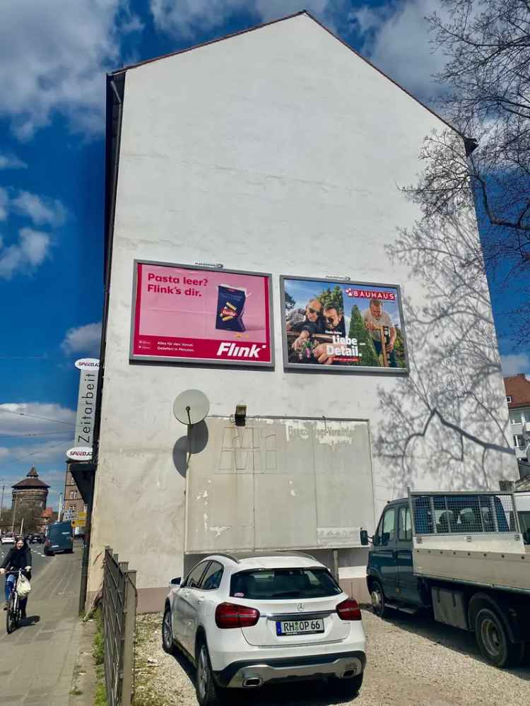 3 Zimmer Wohnung mit Balkon und EBK