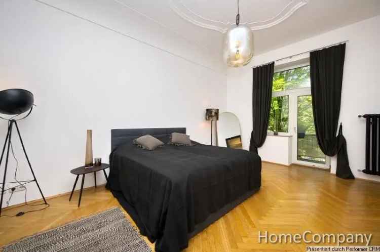 Sehr geschmackvolle Wohnung mit 2 Balkonen in Toplage von Düsseldorf Oberkassel, verfügbar bis 31.08.2025!