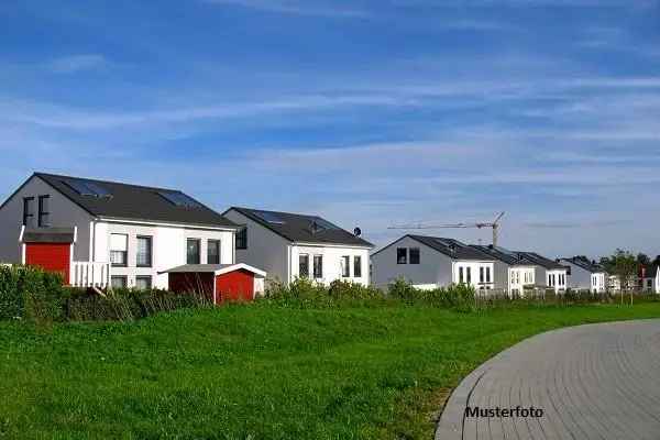 Sechsfamilienhaus und Garage + provisionsfrei +