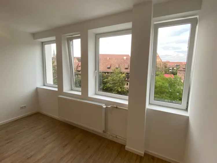 Kernsaniertes Apartment im Herzen von Nürnberg!