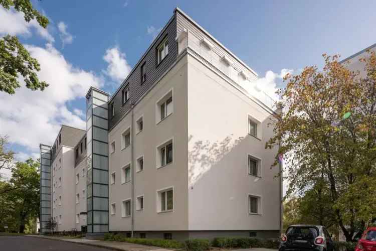 Vermietete 3-Zimmerwohnung mit Balkon & Carport im grünen Dahlem