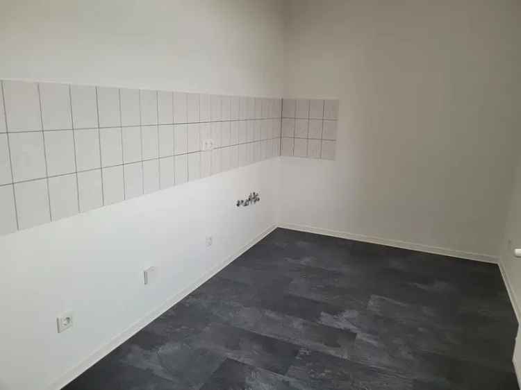 Kompakte 3-Zimmer-Wohnung mit viel Potenzial - jetzt anfragen! Mit 300 EUR - Gutschein*