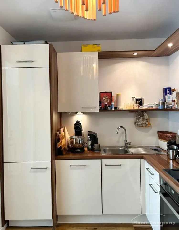 Mieten 3 Zimmer Wohnung Innenstadt mit Balkon und Einbauküche