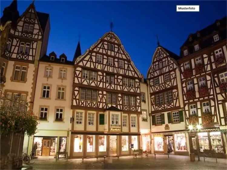 Wohn- u. Geschäftsgebäude in 60528 Frankfurt, Melibocusstr.