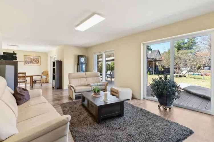 Maximaler Wohnkomfort auf einer Ebene mit ca. 190m² als Selbstversorgerhaus