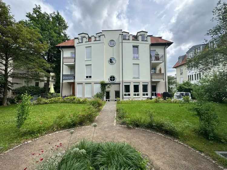 Dresdner Preußisches Viertel Helle Dachgeschoss-Wohnung mit drei Zimmern und zwei Balkonen