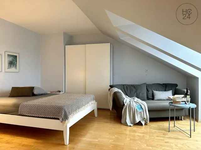 Dachgeschoss Apartment in CITYLAGE ? möbliertes Apartment mit Balkon (Blick ins Grüne) in Leipz
