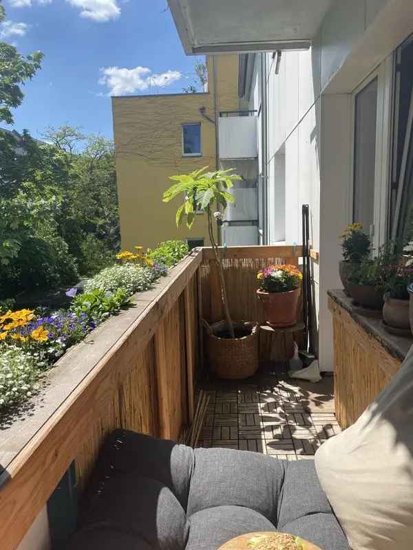 Wohnung tauschen in Köln Ehrenfeld mit Balkon und Parkplatz