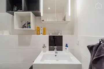Wohnung (57.0 m²) zur Miete in Berlin (Krossener Straße 11a, 10245 Berlin, Germany)