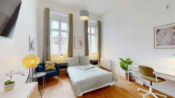 Wohnung (131.19 m²) zur Miete in Berlin (Petersburger Straße 45, 10249 Berlin, Germany) - immosurf.de