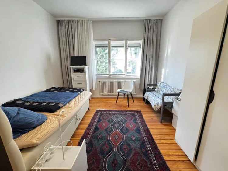 2-Zimmerwohnung mit Balkon in Zehlendorf, unweit Krumme Lanke