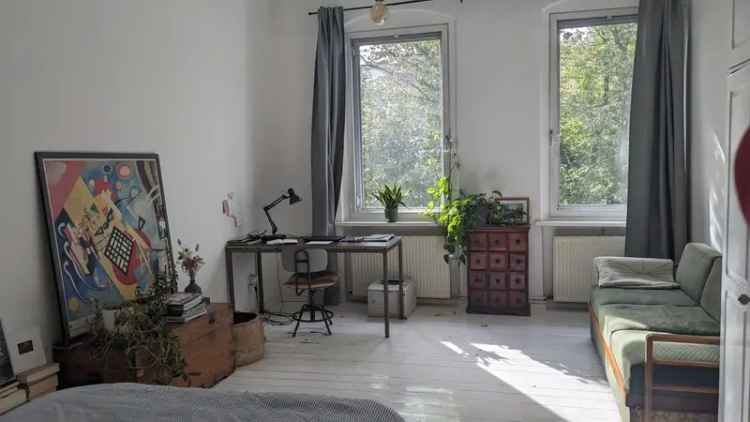 Wohnung tauschen 2 Zimmer Neukölln Berlin mit Balkon und Altbaucharme