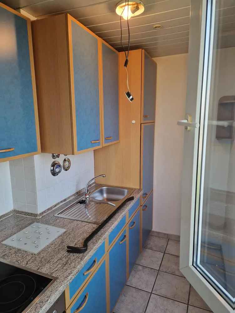 Traumhafte 1 Zimmer Wohnung in Landshut mit Küche!