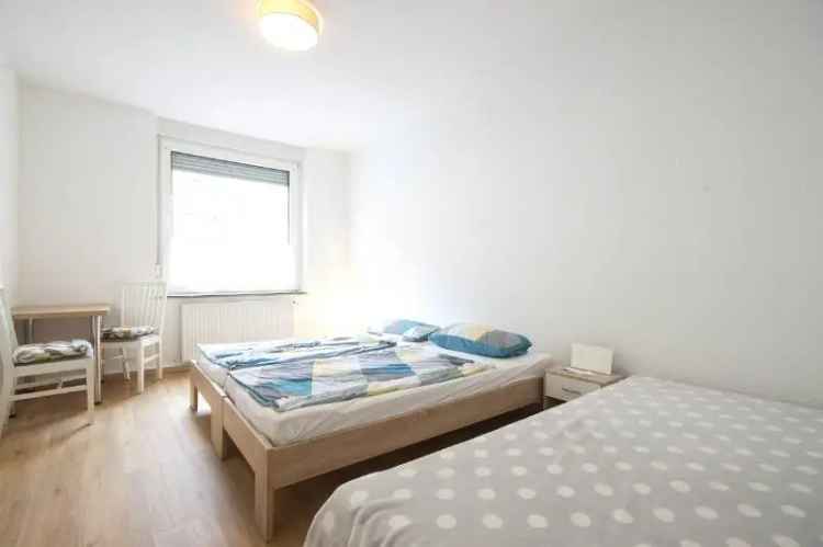 Ruhig und zentral, Nähe Uniklinikum: komplett eingerichtete Wohnung mit 2 Schlafzimmern und Balkon, Internetzugang vorhanden