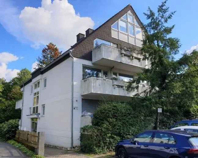 Provisionsfrei! Gemütliche, komfortable Eigentumswohnung! Großer Balkon, Garage und viel Grün inklusive!