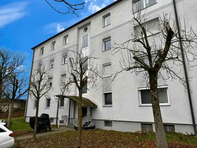 3-Zimmer Wohnung mit Balkon Garten und Freizeitmöglichkeiten