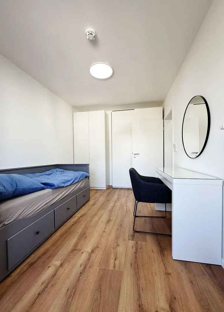 WG-Zimmer (noch 1 Zimmer frei) am Olympiapark in Schwabing-West***3er WG***vollmöbliert***Bestlage
