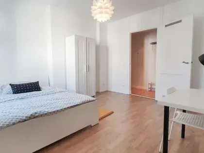 WG-Zimmer (34.85 m²) zur Miete in Berlin (Fugger Imbiss, Martin-Luther-Straße 12, 10777 Berlin, Germany) - immosurf.de