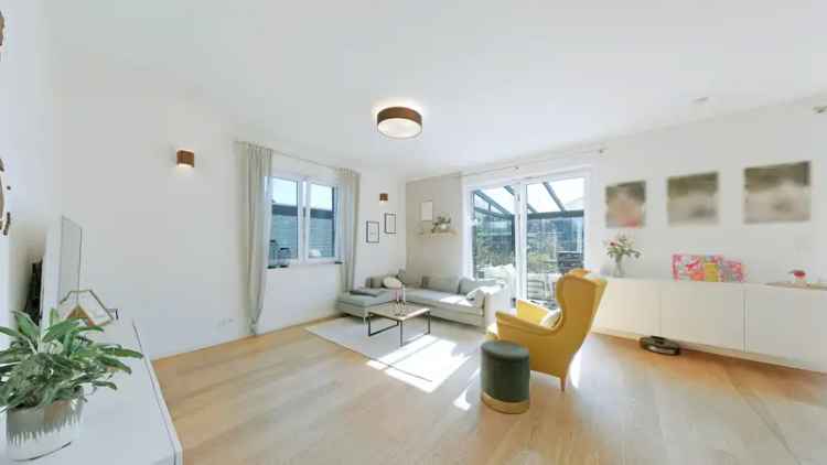 Reserviert - Moderne Stadtvilla, Haus in Emden Wolthusen mit großzü. Garten und stilvoller Terrasse