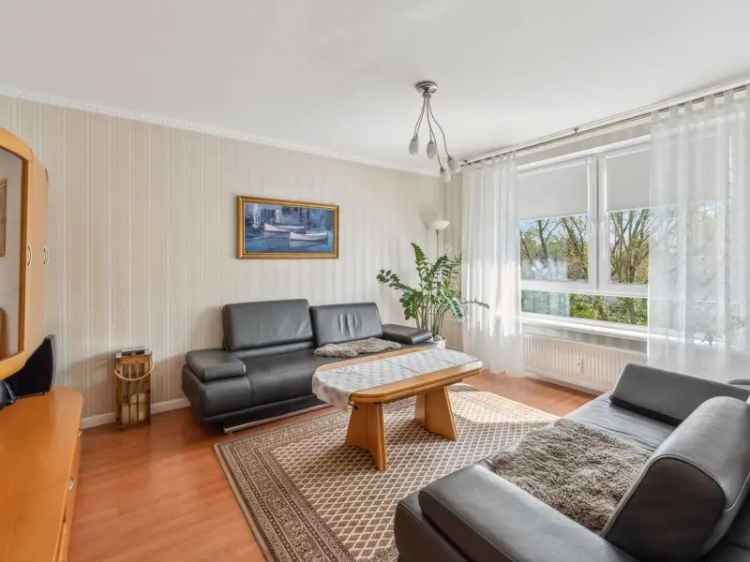 Lichtdurchflutete 3-Zimmer-Wohnung mit Tiefgaragenstellplatz in ruhiger Lage von Düsseldorf-Garath