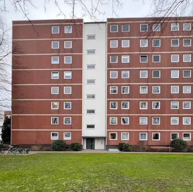 frisch modernisierte 3-Zimmerwohnung in Lokstedt gut vermietet zu Verkaufen