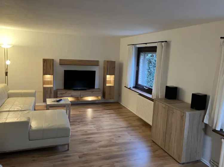 Renovierter Bungalow mit Garten fur Singles und Familien